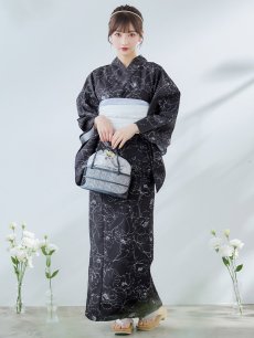 画像2: 【即日発送】ブラック×線画フラワー浴衣 【浴衣3点セット 浴衣/帯/下駄】 [YMT] (2)