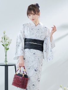 画像1: 【即日発送】ホワイト×線画フラワー浴衣 【浴衣3点セット 浴衣/帯/下駄】 [YMT] (1)
