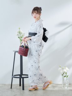 画像10: 【即日発送】ホワイト×線画フラワー浴衣 【浴衣3点セット 浴衣/帯/下駄】 [YMT] (10)