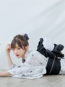 画像6: 【即日発送】ホワイト×線画フラワー浴衣 【浴衣3点セット 浴衣/帯/下駄】 [YMT] (6)