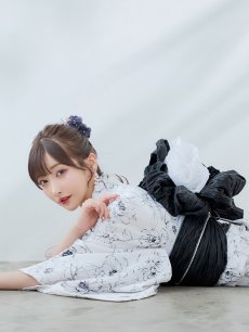 画像7: 【即日発送】ホワイト×線画フラワー浴衣 【浴衣3点セット 浴衣/帯/下駄】 [YMT] (7)