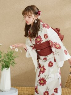 画像17: 【即日発送】レッドフラワーモダン浴衣 【浴衣3点セット 浴衣/帯/下駄】 [OF04] (17)