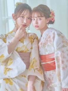 画像18: 【即日発送】白地にイエローの水彩花柄浴衣 【浴衣3点セット 浴衣/帯/下駄】 [YMT] (18)