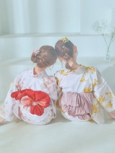 画像19: 【即日発送】白地にイエローの水彩花柄浴衣 【浴衣3点セット 浴衣/帯/下駄】 [YMT] (19)