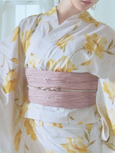 画像22: 【即日発送】白地にイエローの水彩花柄浴衣 【浴衣3点セット 浴衣/帯/下駄】 [YMT] (22)