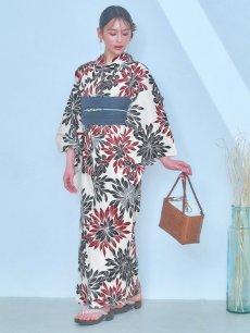 画像9: 【即日発送】ネイビー＆レッドフラワーモダン浴衣 【浴衣3点セット 浴衣/帯/下駄】 [YMT] (9)