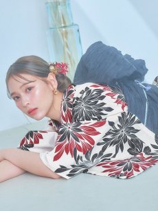 画像10: 【即日発送】ネイビー＆レッドフラワーモダン浴衣 【浴衣3点セット 浴衣/帯/下駄】 [YMT] (10)