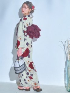 画像10: 【即日発送】ホワイト＆レッド椿浴衣 【浴衣3点セット 浴衣/帯/下駄】 [OF04] (10)