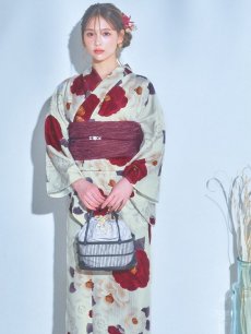 画像2: 【即日発送】ホワイト＆レッド椿浴衣 【浴衣3点セット 浴衣/帯/下駄】 [OF04] (2)