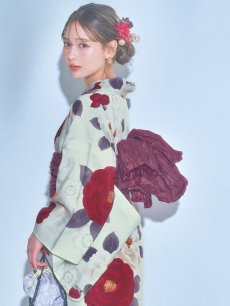 画像9: 【即日発送】ホワイト＆レッド椿浴衣 【浴衣3点セット 浴衣/帯/下駄】 [OF04] (9)