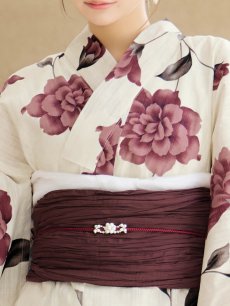 画像15: 【即日発送】 パープルレッドダリア柄浴衣 【浴衣3点セット 浴衣/帯/下駄】 [YMT] (15)