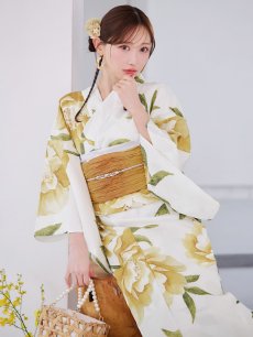 モデル：菅野結以　身長：163cm　着用サイズ：Fサイズ