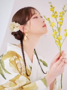 モデル：菅野結以　身長：163cm　着用サイズ：Fサイズ