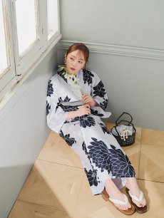 画像12: 【即日発送】モノトーンダリア柄浴衣 【浴衣3点セット 浴衣/帯/下駄】 [YMT] (12)
