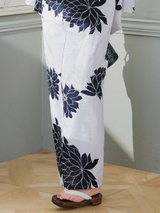 画像18: 【即日発送】モノトーンダリア柄浴衣 【浴衣3点セット 浴衣/帯/下駄】 [YMT] (18)