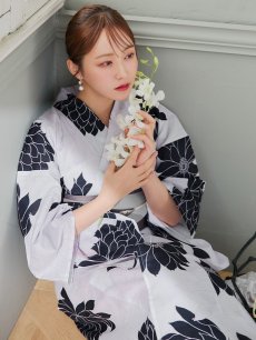 画像2: 【即日発送】モノトーンダリア柄浴衣 【浴衣3点セット 浴衣/帯/下駄】 [YMT] (2)