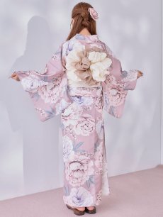 モデル:Kirari　身長:156cm