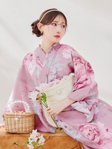 モデル：菅野結以　身長：163cm