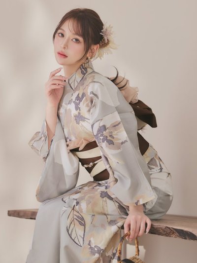 グレージュニュアンスフラワー浴衣