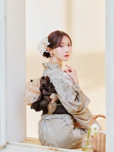 モデル：菅野結以　身長：163cm