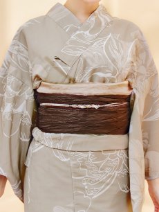 画像16: 【即日発送】ニュアンスフラワーベージュ浴衣【浴衣３点セット 浴衣/帯/下駄】 [YMT] (16)