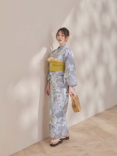 画像8: 【即日発送】グレー×フラワー浴衣 【浴衣3点セット 浴衣/帯/下駄】 [OF04] (8)