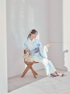 モデル：菅野結以　身長：163cm