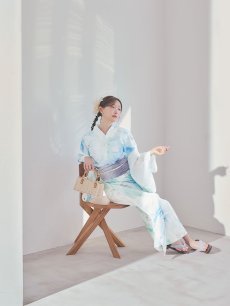 モデル：菅野結以　身長：163cm