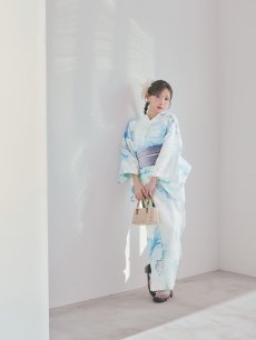 モデル：菅野結以　身長：163cm