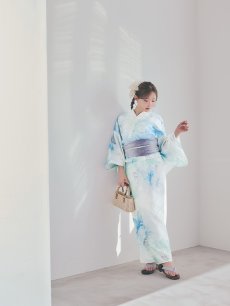 モデル：菅野結以　身長：163cm