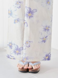 画像16: 【即日発送】紫の花揺蕩う浴衣 【浴衣3点セット 浴衣/帯/下駄】 [YMT] (16)