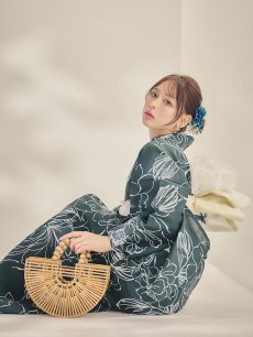 モデル：kie　身長158cm　着用サイズ：Fサイズ