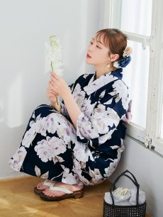 画像8: 【即日発送】濃紺牡丹柄浴衣 【浴衣3点セット 浴衣/帯/下駄】 [YMT] (8)