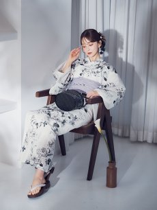 画像7: 【即日発送】モノトーンフラワー浴衣 【浴衣3点セット 浴衣/帯/下駄】 [OF04] (7)