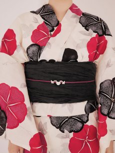 画像16: 【即日発送】紅色と黒の朝顔柄浴衣 【浴衣3点セット 浴衣/帯/下駄】[YMT] (16)