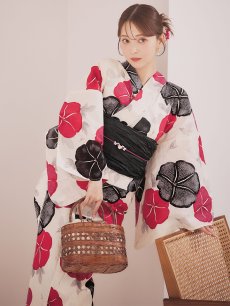 画像1: 【即日発送】紅色と黒の朝顔柄浴衣 【浴衣3点セット 浴衣/帯/下駄】[YMT] (1)