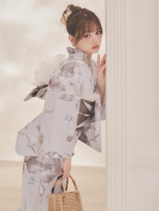 画像1: 送料無料！ブラウンアンティークフラワー浴衣【浴衣３点セット 浴衣/帯/下駄】[OF04]【予約 / 4月上旬発送予定】y (1)