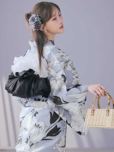 モデル：菅野結以 身長：163cm 着用サイズ：Fサイズ