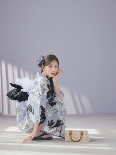 モデル：菅野結以 身長：163cm 着用サイズ：Fサイズ