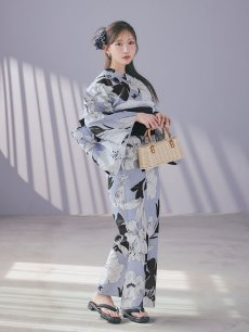 モデル：菅野結以 身長：163cm 着用サイズ：Fサイズ