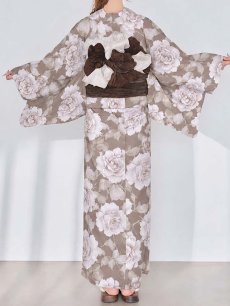 モデル：Kirari　身長：156cm  着用サイズ：Fサイズ