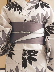 モデル：麻亜里　身長：160cm　着用サイズ：Fサイズ