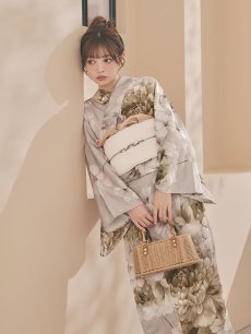 モデル：吉木千沙都（ちぃぽぽ）身長：158cm　着用サイズ：Fサイズ