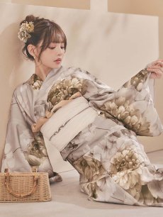 モデル：吉木千沙都（ちぃぽぽ）身長：158cm　着用サイズ：Fサイズ