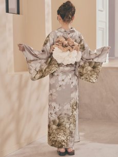 モデル：吉木千沙都（ちぃぽぽ）身長：158cm　着用サイズ：Fサイズ