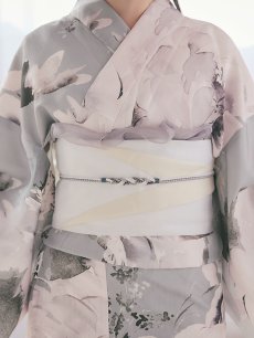 モデル：菅野結以 身長：163cm 着用サイズ：Fサイズ