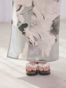 モデル：菅野結以 身長：163cm 着用サイズ：Fサイズ