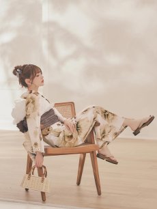 モデル：ちぃぽぽ　身長：158cm　着用サイズ：Fサイズ