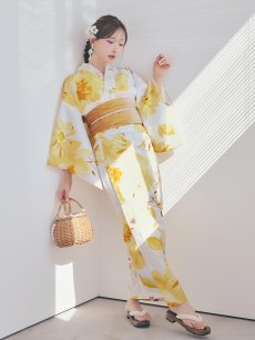 モデル：菅野結以　身長：163cm