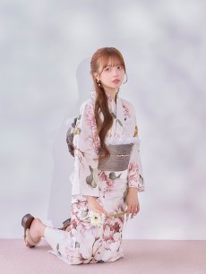 モデル：Kirari　身長：156cm  着用サイズ：Fサイズ